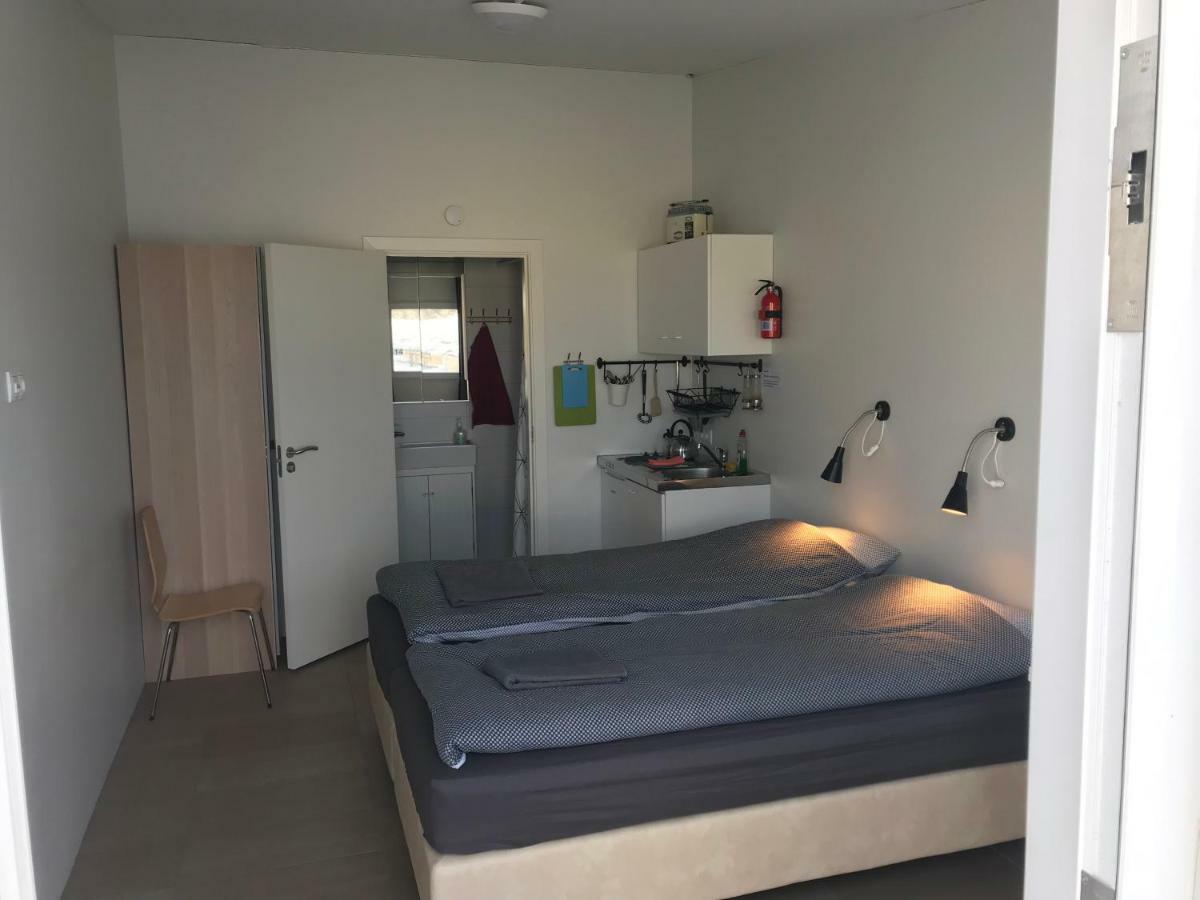 Laekjarkot Rooms And Cottages With Kitchen บอร์กาเนส ภายนอก รูปภาพ